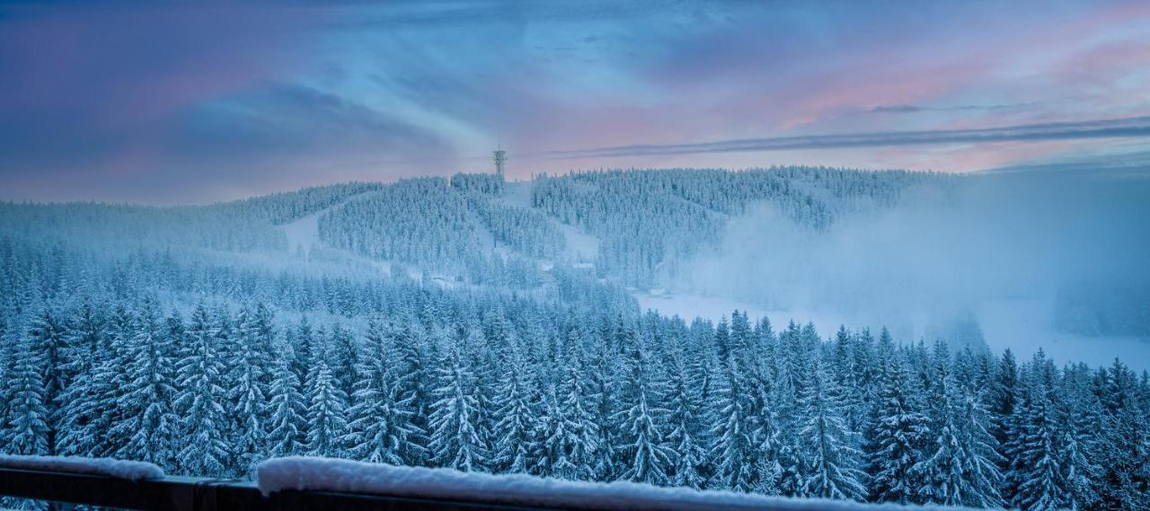 Mountain Apartment Klinovec Atomic Loučná pod Klínovcem Exteriör bild